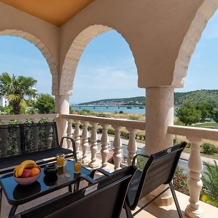 Διαμέρισμα A1 - Seafront With Balcony 1 Min To Τρογκίρ